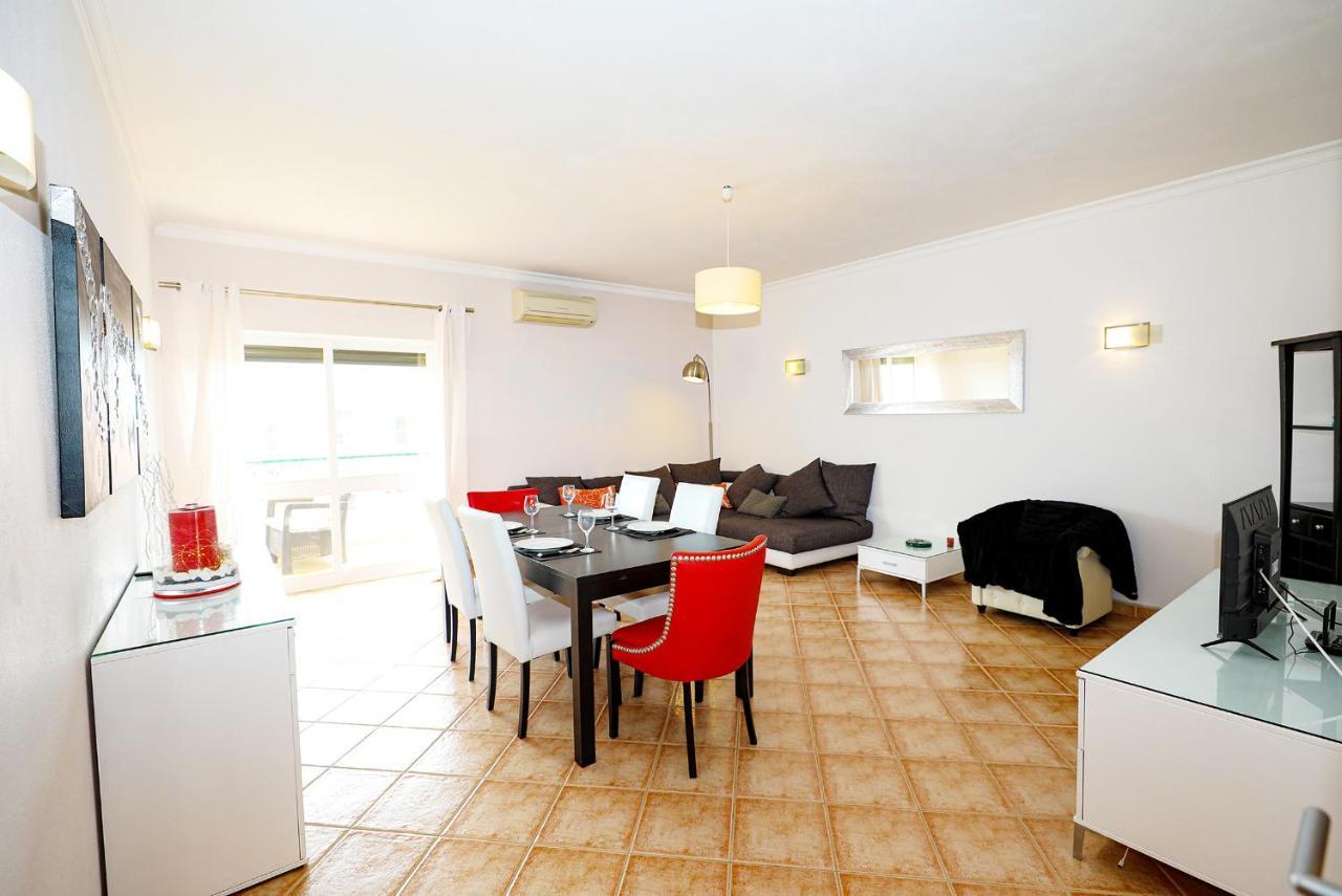 C03 - Gale Holiday Apartment In Lagos Exterior photo