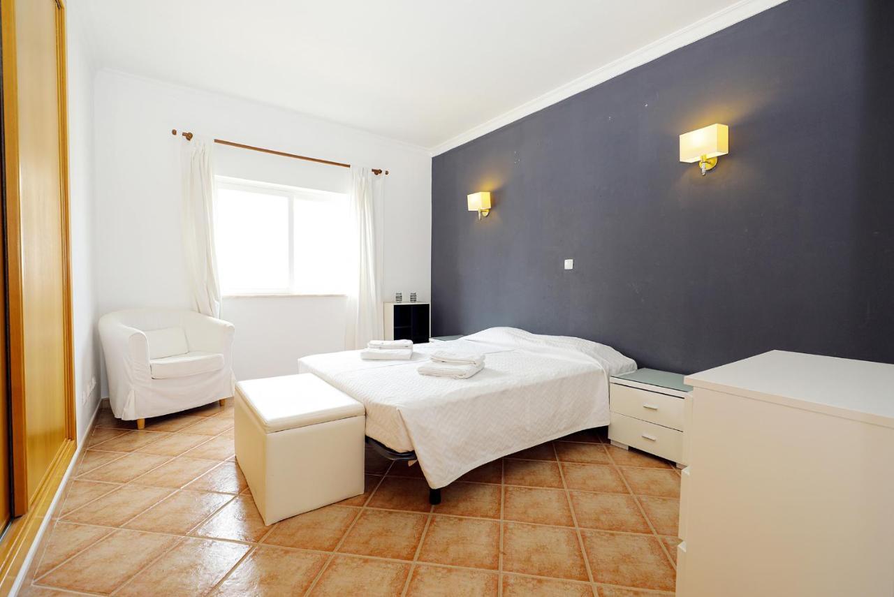 C03 - Gale Holiday Apartment In Lagos Exterior photo